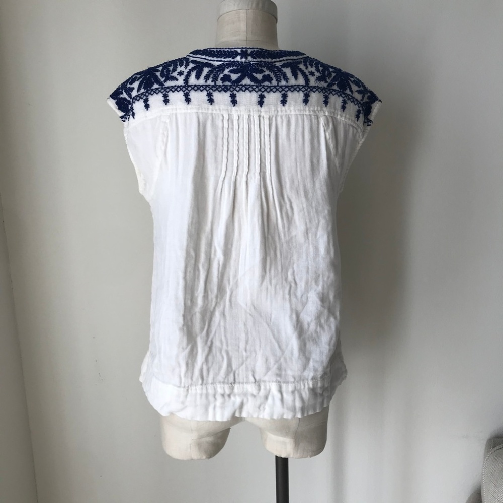 Lucky Brand Blue Embroider Top - Picture 4 of 4